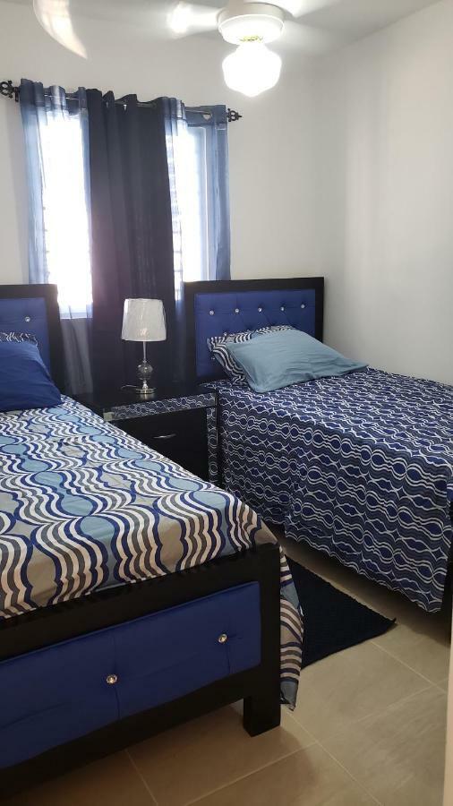Premium Apartment Сантьяго-де-лос-Кабальерос Экстерьер фото