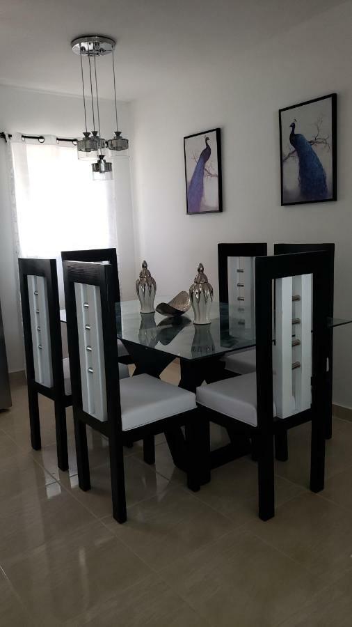 Premium Apartment Сантьяго-де-лос-Кабальерос Экстерьер фото
