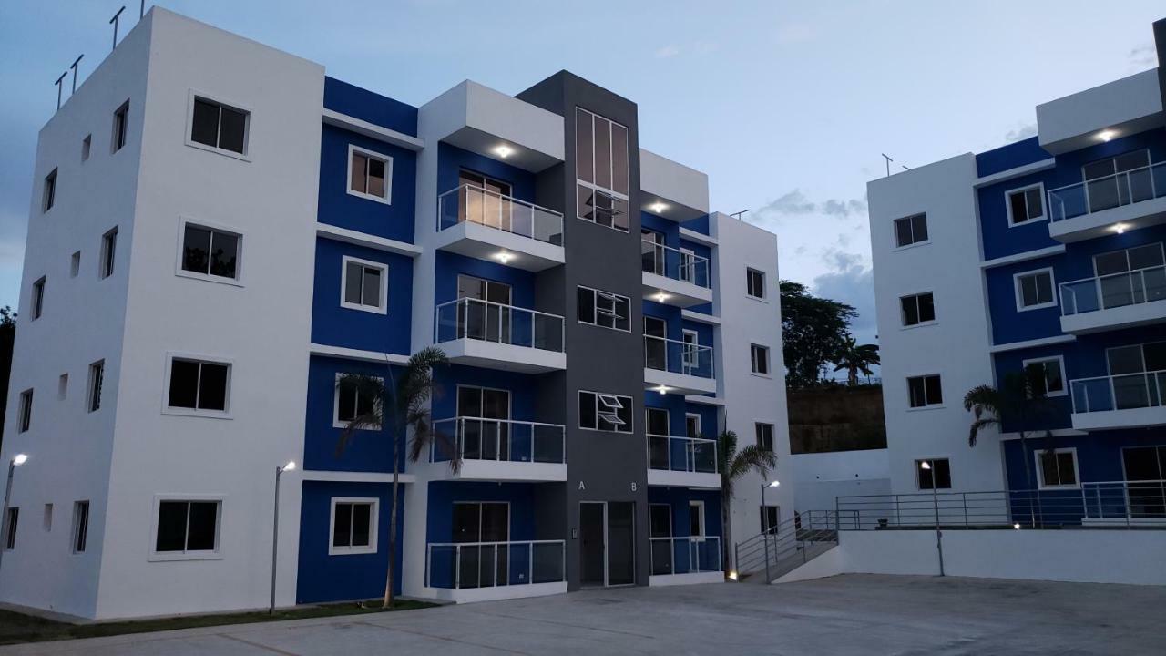 Premium Apartment Сантьяго-де-лос-Кабальерос Экстерьер фото