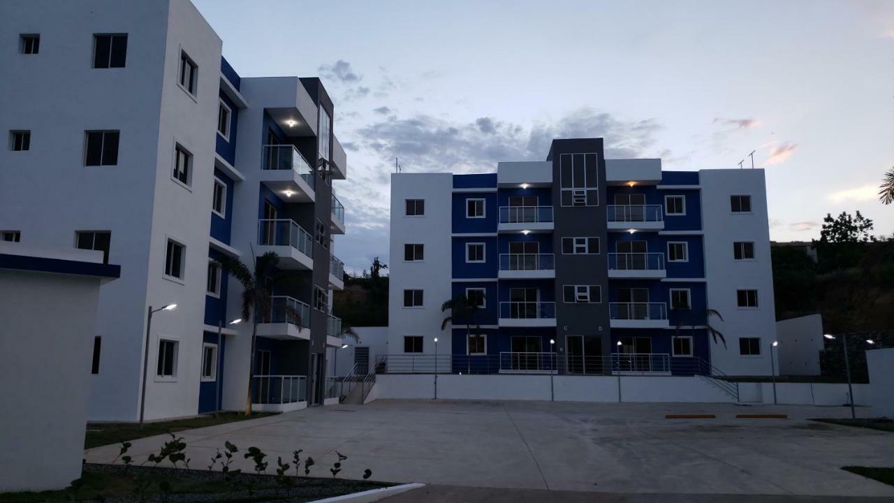 Premium Apartment Сантьяго-де-лос-Кабальерос Экстерьер фото